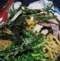 「濃厚鶏白湯まぜ麺  800円」@二代目ラーメン処「まるは」 旬の写真