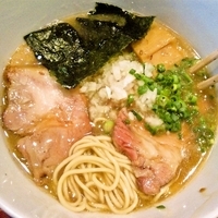 「鶏魚介煮干（バラ巻き/直火/低温）※チャーシュー1枚連食サービス」@喜元門 つくば東光台店の写真