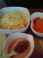 「8月限定 週替わりの夏野菜の冷やしつけめん サワークリームとガラ」@菜の写真