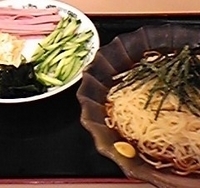 「黒酢しょうゆ冷し麺（490円）」@日高屋 町屋店の写真