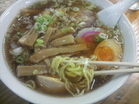 「メンマらーめん+味付玉子」@らーめん太陽 江古田店の写真