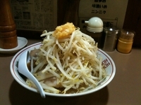 「ラーメン全増し+野菜&ニンニク増し増し」@ら〜めん ぽっぽっ屋 本店の写真