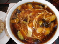 「ピリ茄子そば（750円）半炒飯（100円）」@一歩亭の写真