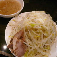 「あつもり つけめん 100円（オープン記念お試し価格）（ヤサイマ」@らーめん大 五反田店の写真