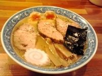 「特製中華そば大盛」@中華そば 青葉 八王子店の写真