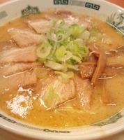 「とんこつチャーシューメン 【630円】」@日高屋 赤羽東口店の写真