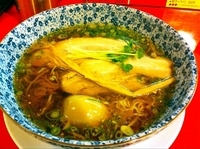 「プレミアムしょうゆラーメン+替え玉」@太陽軒ラーメンの写真