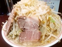 「キャンペーンラーメン+無料トッピング（ヤサイマシマシ・ニンニク・」@ラーメン蘭の写真