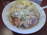 「ラーメン・アブリ（ヤサイ・ニンニク）」@メガガンジャの写真