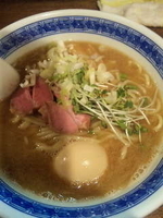 「らーめん+味玉（650+100円）」@燦燦斗の写真