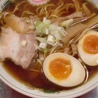 「半熟玉子ラーメン」@池麺 KINGKONGの写真