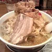 「チーズメガトン麺 980円」@節骨麺たいぞう 新宿歌舞伎町店の写真