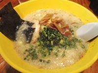 「塩とんこつラーメン 【780円】」@らーめんめんぱちの写真