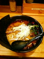 「黒ラーメン:750円」@ラーメン喰堂の写真