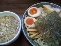 「豚骨魚介ベース つけ麺 並 （900円）」@らぁめん たむらの写真