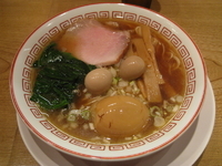 「江戸前中華そば 並盛 味玉 : 680+100」@江戸前つけ麺 サスケの写真