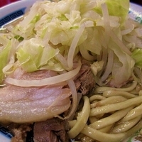 「小ラーメン（麺少なめ）ニンニク  500円」@ラーメン二郎 目黒店の写真