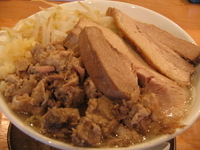 「豚さんちラーメンがっつり肉盛」@豚さんちの写真