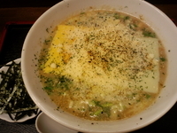 「ジャンクフード!胡麻チーズラーメン 700円」@丸直の写真