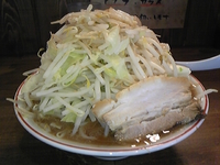 「ラーメン（野菜・アブラ・カラメ・ニンニク少し）」@ラーメンアキラの写真