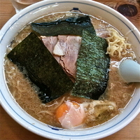 「チャーシューメン（￥850）生卵（￥50）」@ホープ軒本舗 吉祥寺店の写真