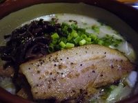 「特製竹塩らーめん【あっさり】（750円）+豚トロチャーハン（85」@韓国料理 申家の写真