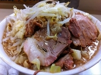 「ラーメン ニンニク少なめ、カラメ」@ラーメン荘 歴史を刻め 本店の写真