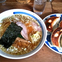 「拉麺（￥600）焼餃子（￥450）」@一圓の写真