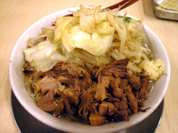 「七郎らーめん（670）」@麺や 七郎 背脂の写真