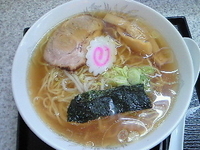 「ラーメン450円」@小黒川パーキングエリア 下り フードコートの写真