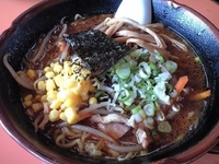 「みそらーめん600円」@手もみらーめん 十八番の写真