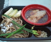 「花の季800円+トッピング全部（花ニラ+ネギ+・・・豚）400円」@大つけ麺博 浜松町駅前特設会場の写真