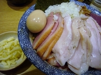「汁なし鶏白湯そば（500円・メルマガ会員特価）+鶏チャー（150」@麺屋 一燈の写真