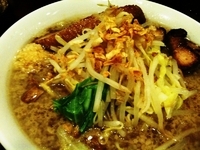 「らーめん（並） にんにく+炙りチャーシュー」@らーめん破顔おおびるの写真