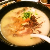 「塩とんこつラーメン」@博多とんこつラーメン 二金堂 銀座店の写真
