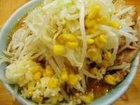 「プチ二郎（ニンニク少なめ） 650円」@ラーメン二郎 八王子野猿街道店2の写真