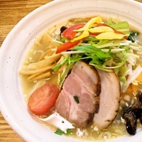 「野菜たっぷりそば（800円）」@中華そば へいぼんの写真