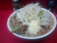 「小豚（ヤサイ+ニンニク）」@ラーメン二郎 西台駅前店の写真