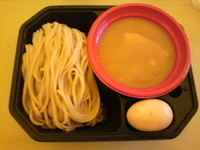 「「麺処 ほん田」 大つけ麺博 2010ver.+大人の味玉」@大つけ麺博 浜松町駅前特設会場の写真