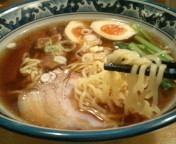 「究極の醤油680円+味玉100円」@麺創房 玄 五反田本店の写真