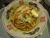 「脂そば（700円）」@豚骨背脂ラーメン まるとんの写真