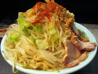 「野菜ドカ（ヤサイニンニク）@700」@四麺燈の写真