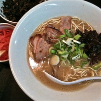 「ツヨシの博多豚骨ラーメン（ハリガネ￥750）替え玉（粉落とし￥0」@創麺業 磯部水産の写真