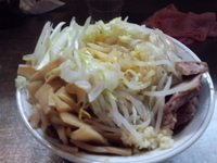 「油そば（ヤサイチョットオオメニンニクスコシ）【850円】」@らーめん大 蒲田店の写真