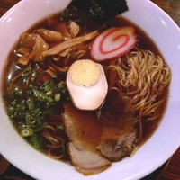 「木久蔵しょうゆらーめん $8.95」@めんちゃんこ亭 Hawaii店の写真