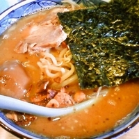 「味噌とんこつハーフ（ランチの味玉サービス） 650円」@らーめん風々風の写真