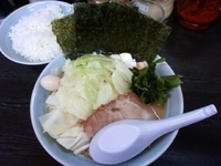 「醤油ラーメン+キャベツ@50円」@壱七家 本厚木店の写真