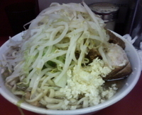 「らーめん小 豚入り」@ラーメン二郎 小岩店の写真