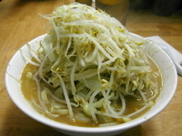 「ラーメン（小）」@マキシマムザラーメン 初代 極の写真