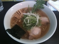「しょうゆラーメン」@三角山五右衛門ラーメン 狸小路店の写真